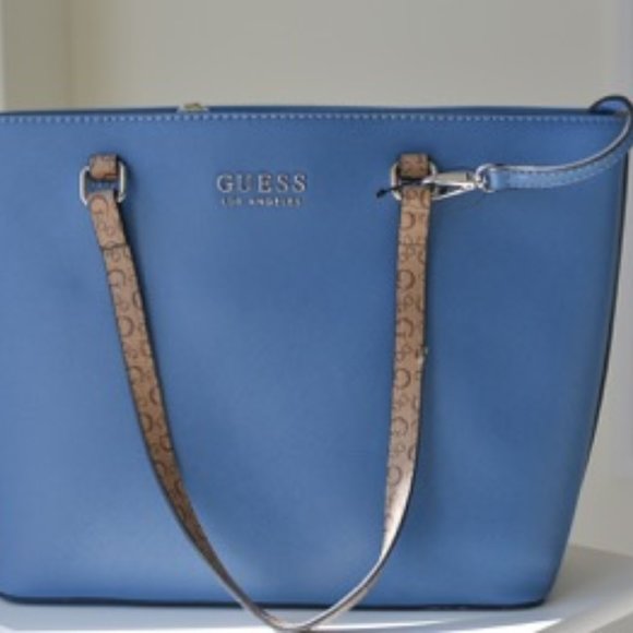 Guess Handbags - Guess Womans shoulder bag